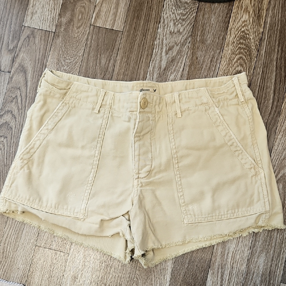 American Eagle Outfitters Women's Tan Cargo Shorts Size 8